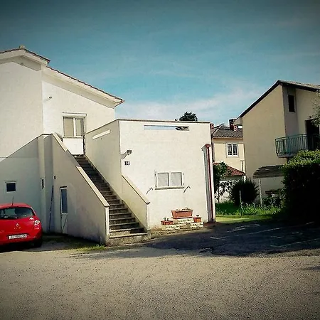 Casa de hóspedes Hodanic 3*