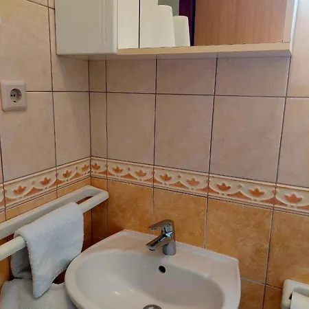 Hodanic 3* Krk Town